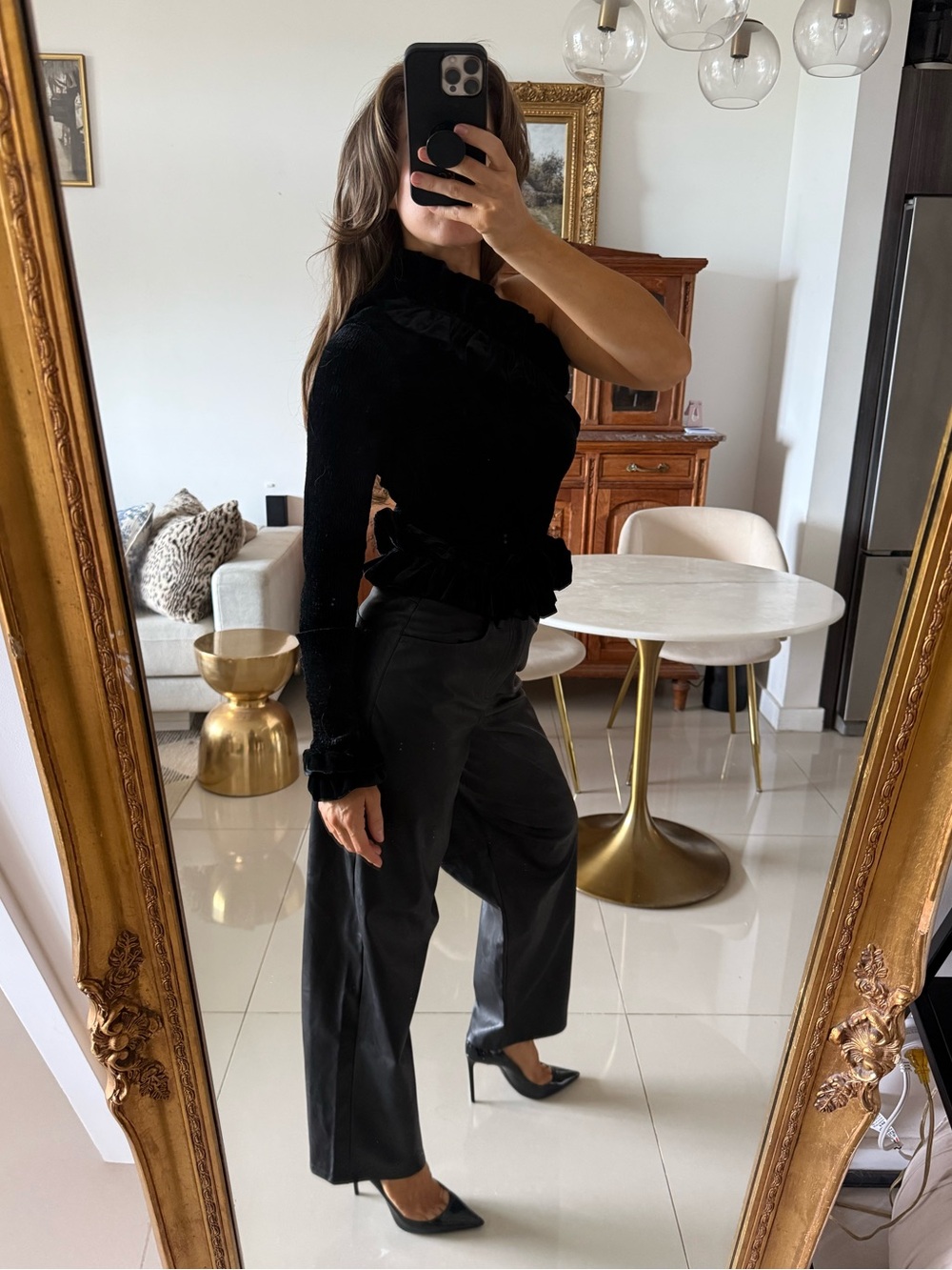 NWT V. Chapman Messina Velvet Top